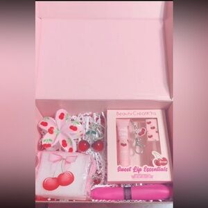 Beauty Creations Cherry Lip Gift Set